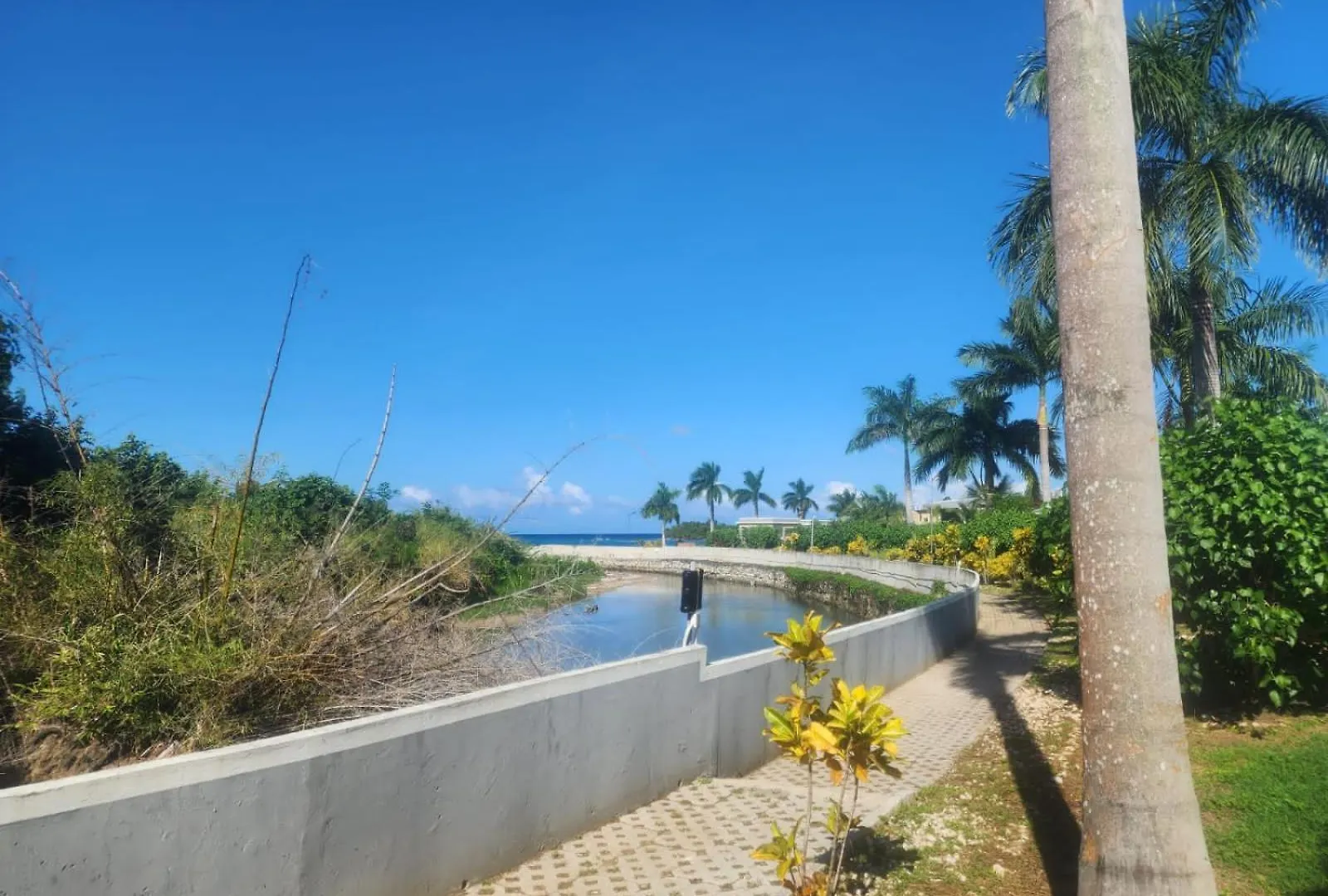 Shiloh Three Bedroom Beachfront W/Private Access Saint Ann's Bay 0*,  Jamaica